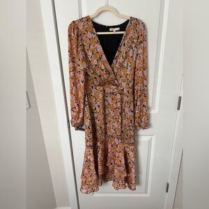 Wayf midi dress with long sleeves and v neck